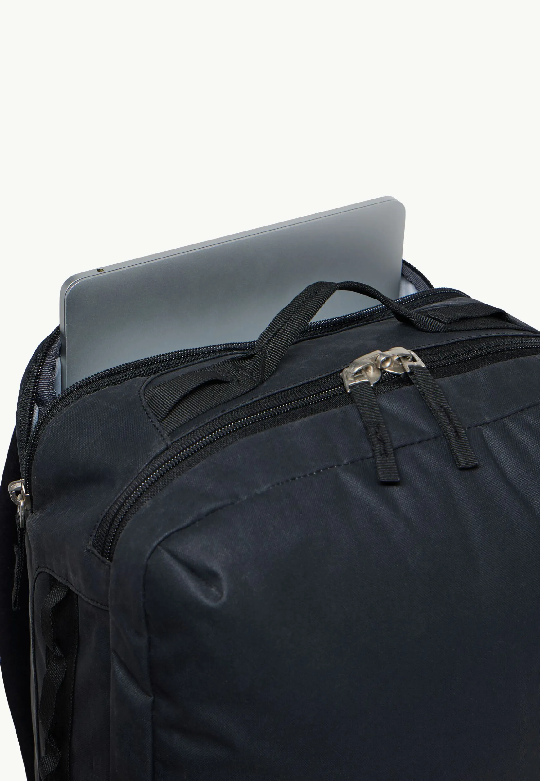 Traveltopia Cabin Pack 30